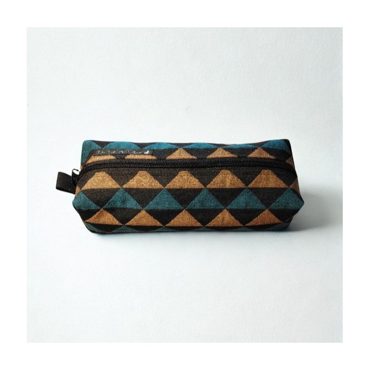 La Trousse Motif Triangle